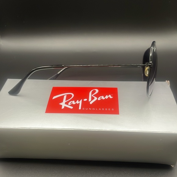 Ray Ban Aviator sunglasses black small frame main image 5